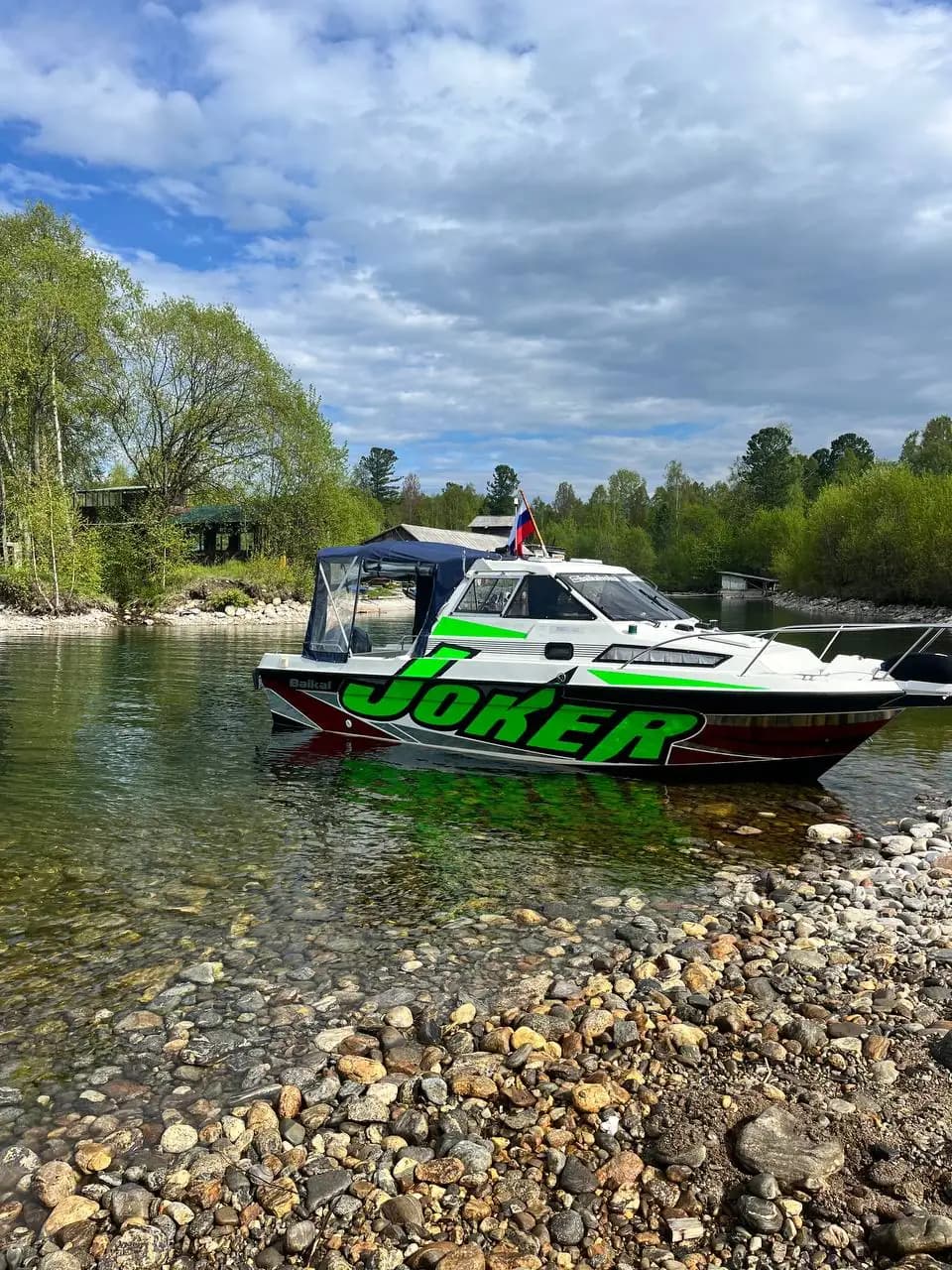 Nissan GS — Baikal boat rental: Listvyanka, Karabin pier — Baikal boat route with stops