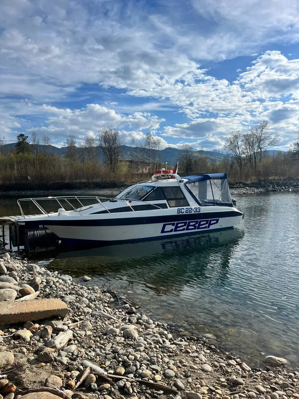 Yamaha FR 25 — Baikal boat rental: Listvyanka, Karabin pier — fast Baikal route with stops